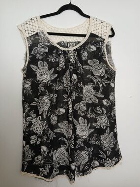 floral lace trim sleeveless blouse size XL